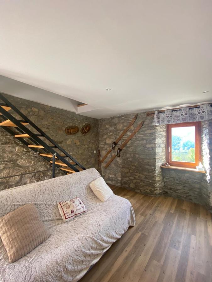 Gite De Montagne Poubeau Экстерьер фото